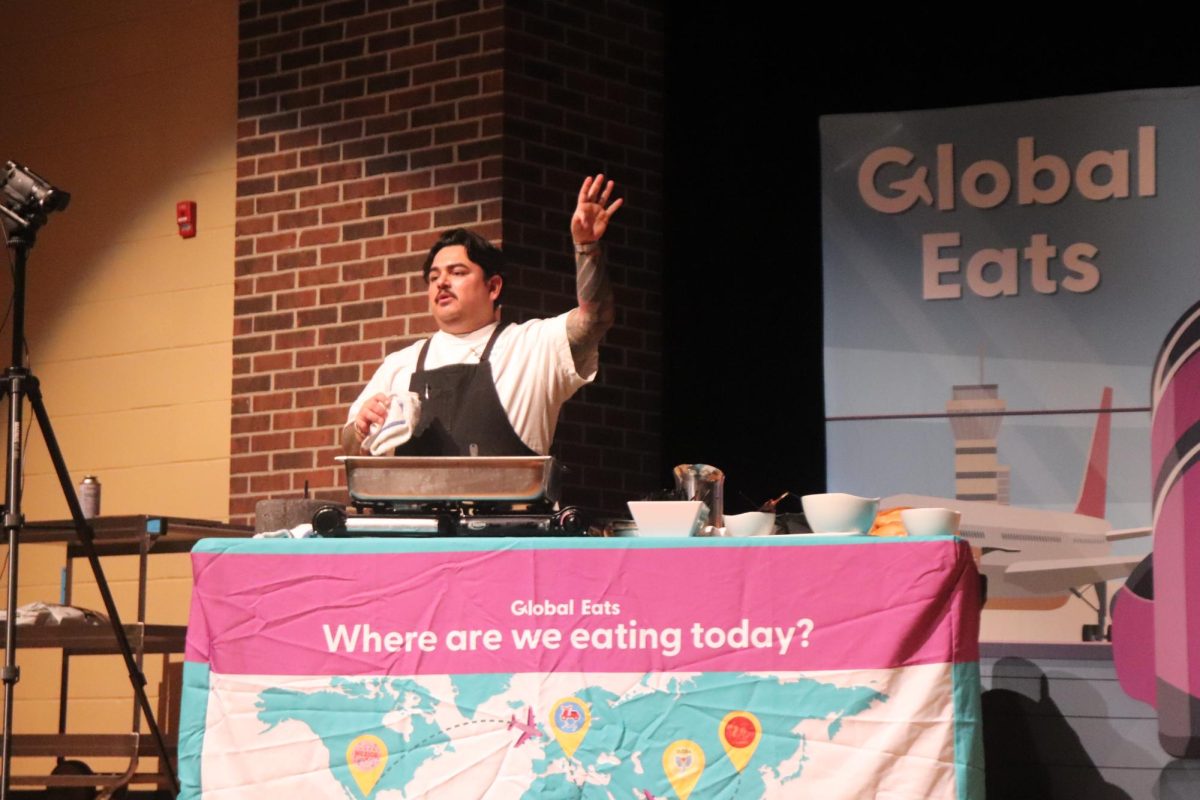 Chef Jonathan Zaragoza talking to Spanish students about Mexican food. 