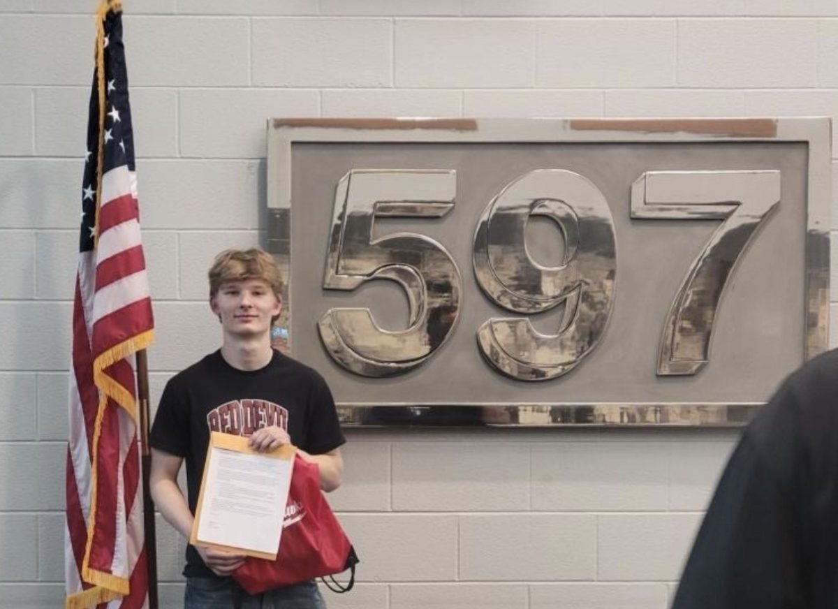 Connor Amschl wins the advanced welding competition to secure a direct entry into Pipefitters Local 597.